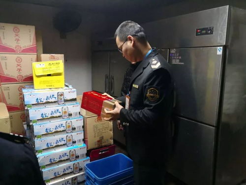 深夜亮劍 南海突擊檢查酒類經(jīng)營場所，強化食品安全監(jiān)管